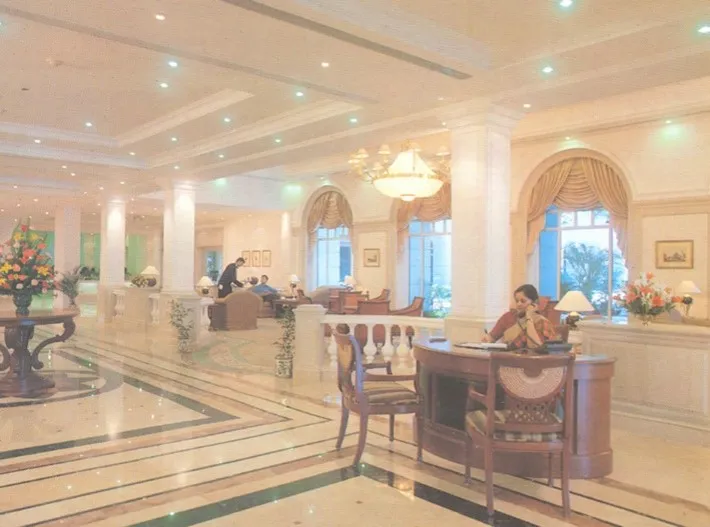 CIRCULATION WITHIN SPATIAL UNITS THIRTEEN