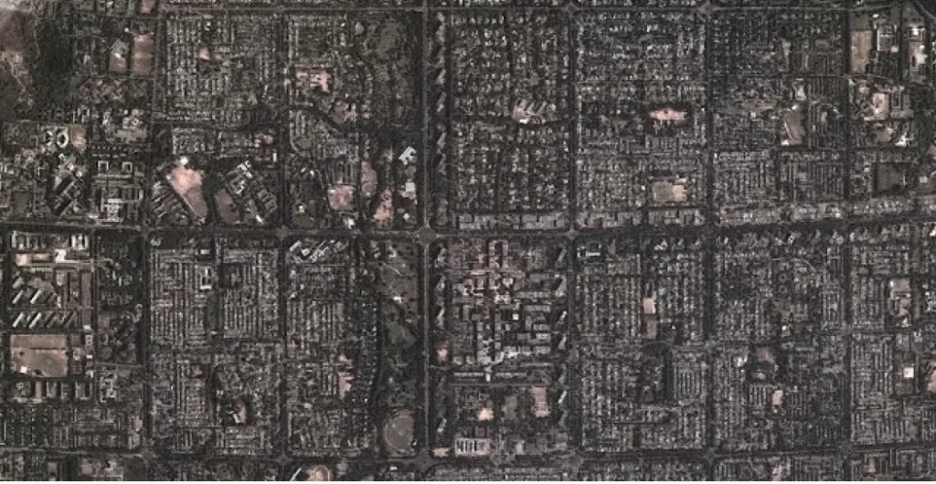 DISTRICT ELEMENT OF A CITY