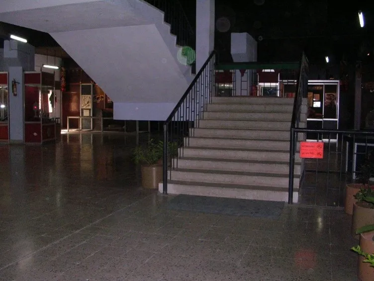 VERTICAL CIRCULATION FIFTEEN