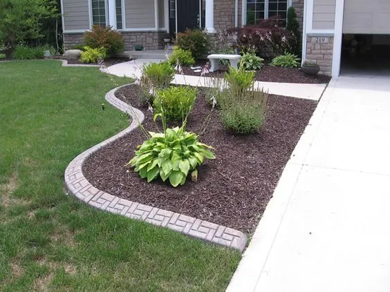 CONCRETE EDGING
