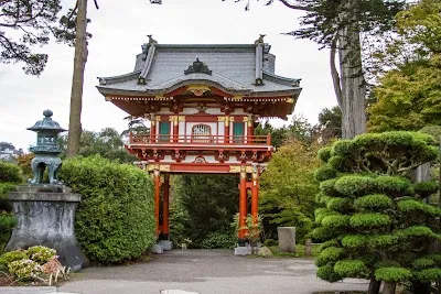 FEATURES OF JAPANESE GARDEN EIGHT