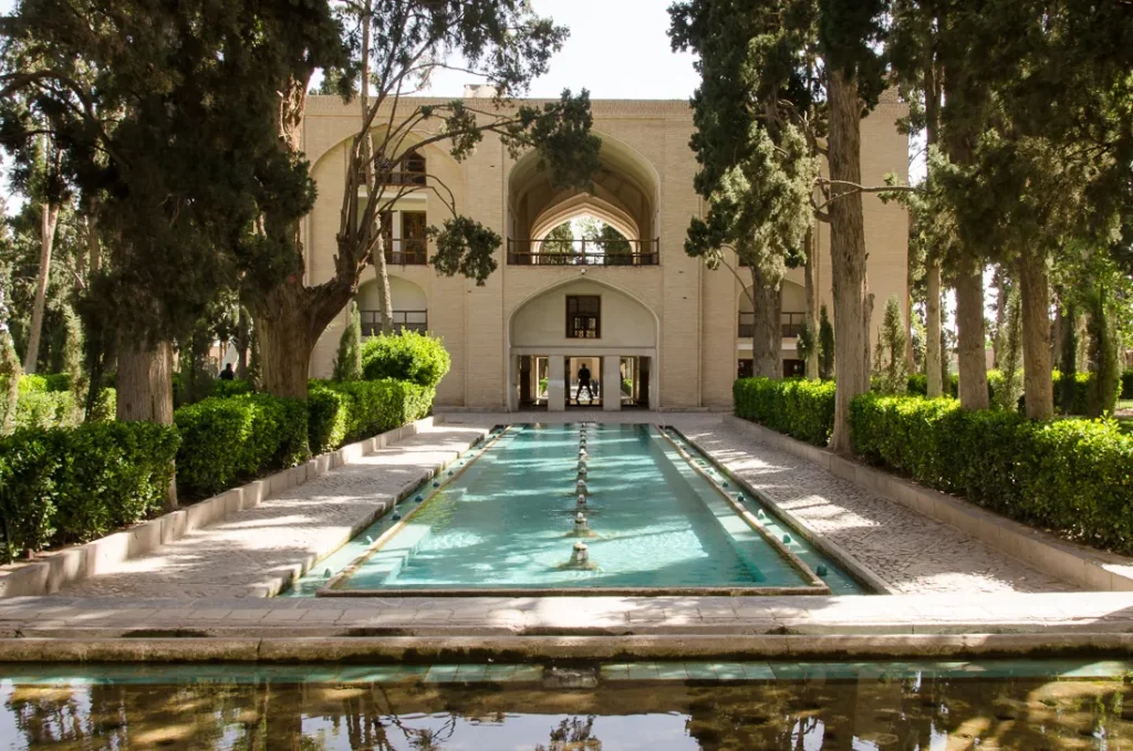 PERSIAN GARDEN