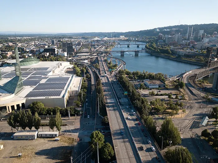 ACCESS FROM HIGHWAYSLMPORTANT ROADS