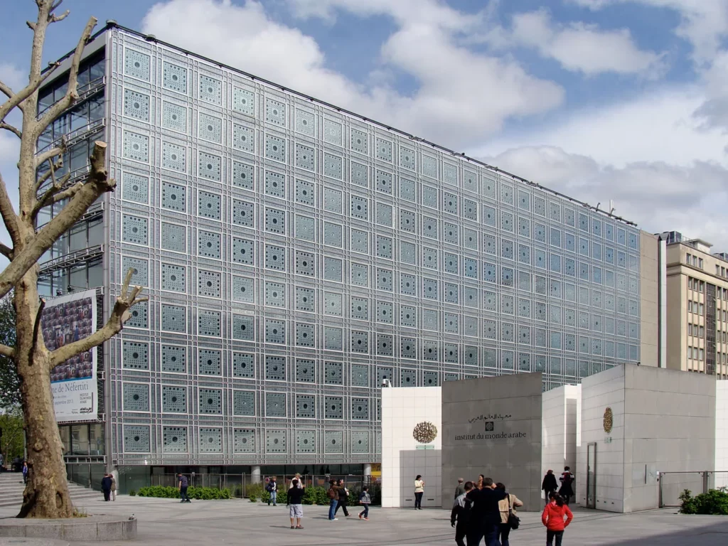 ARAB WORLD INSTITUTE IN PARIS
