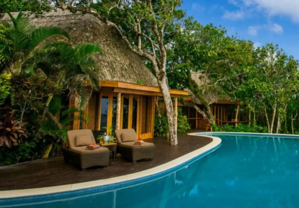 BUNGALOWS OF FIJI