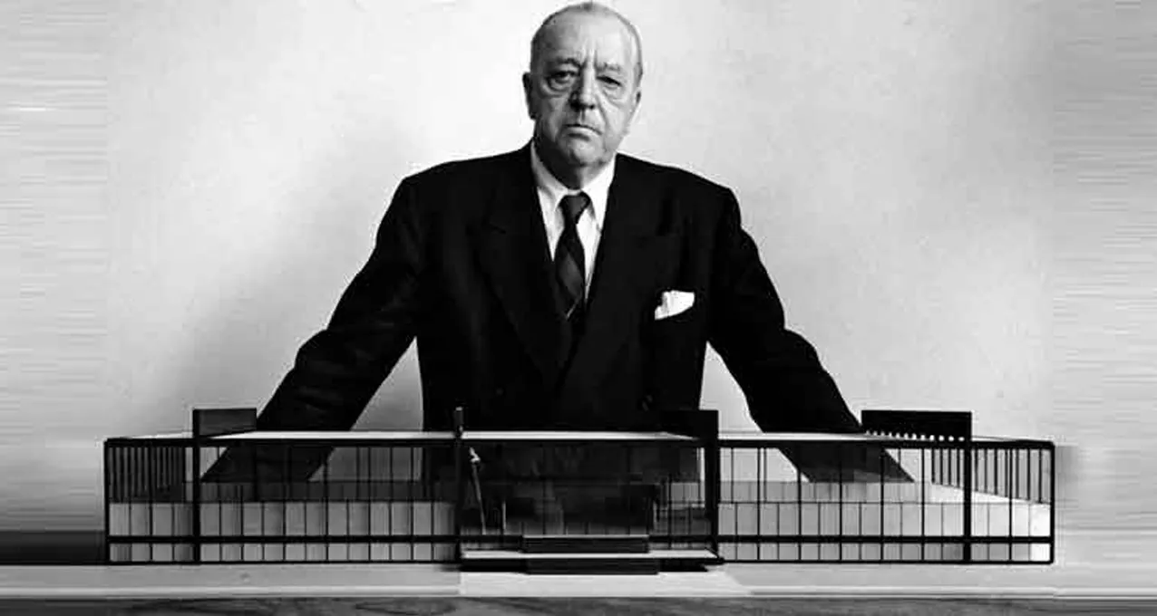 MIES VAN DER ROHE