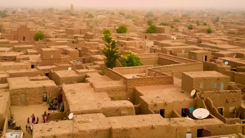 MUD-BRICK BUILDINGS OF WEST AFRICA