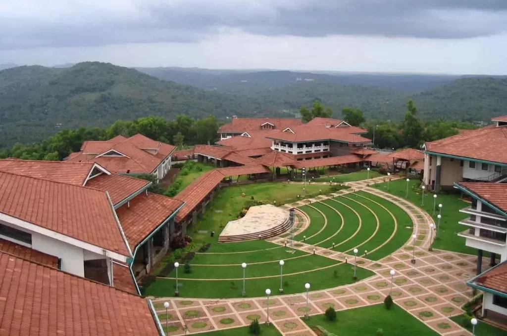 THE INDIAN INSTITUTE OF MANAGEMENT (IIM) KOZHIKODE