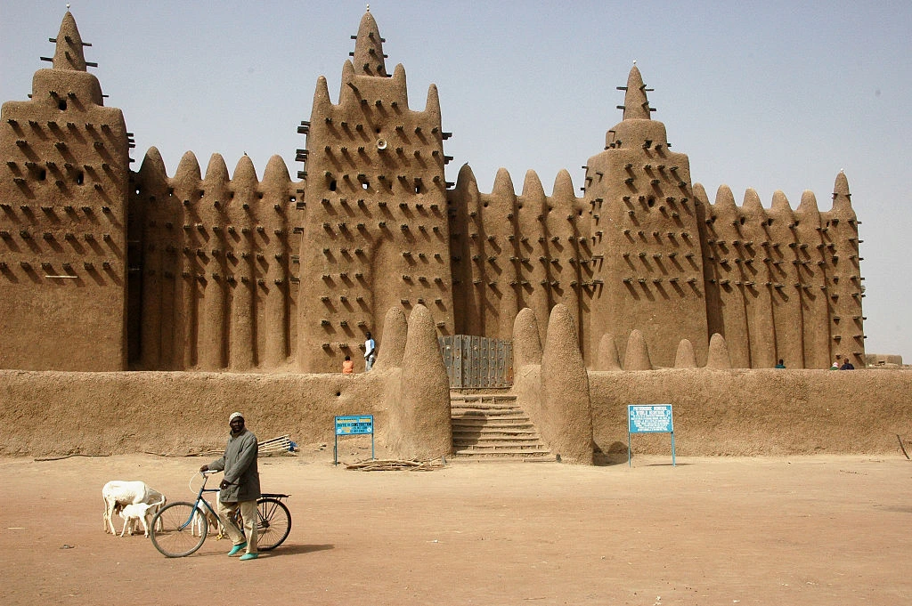 GREAT MOSQUE OF DJENNE IN MALI