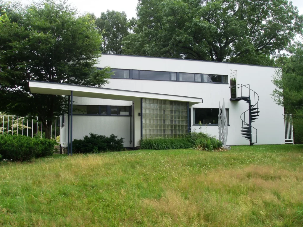GROPIUS HOUSE (1937)