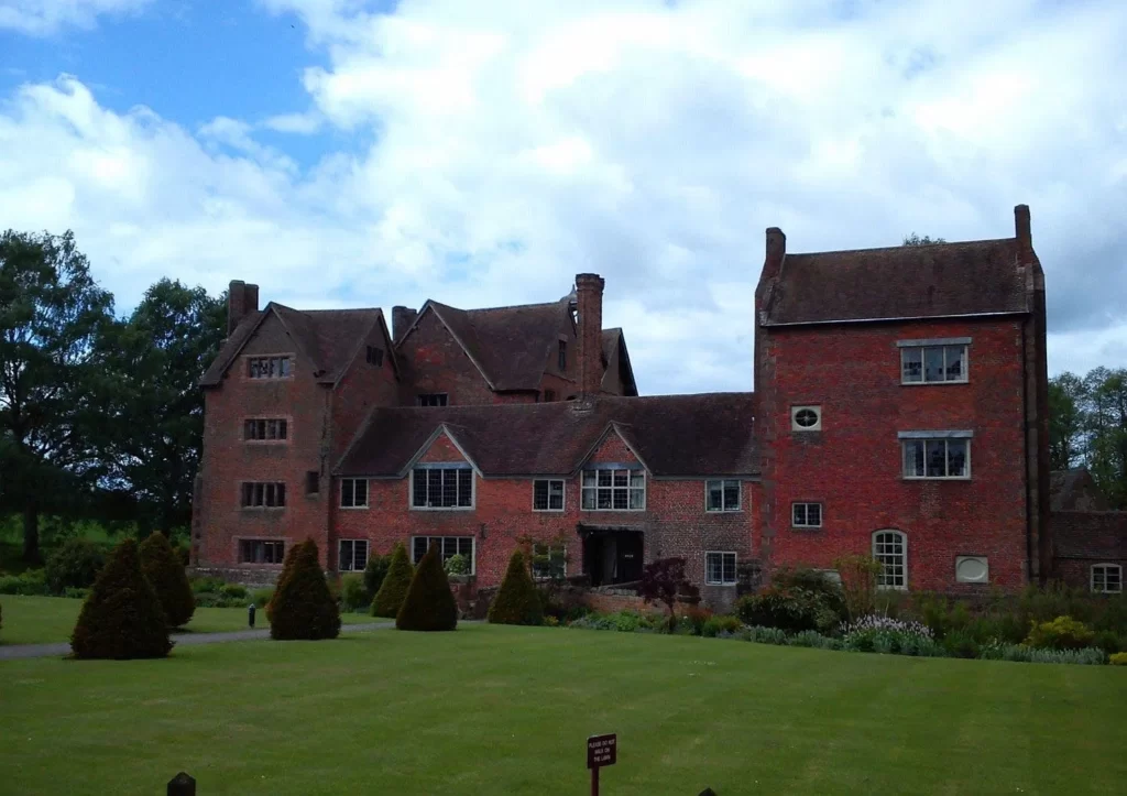 HARVINGTON HALL