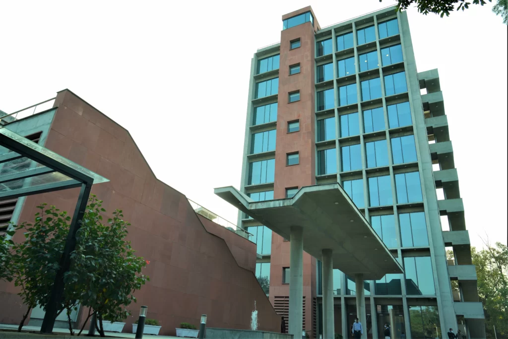 NATIONAL COUNCIL OF APPLIED ECONOMIC RESEARCH, NEW DELHI
