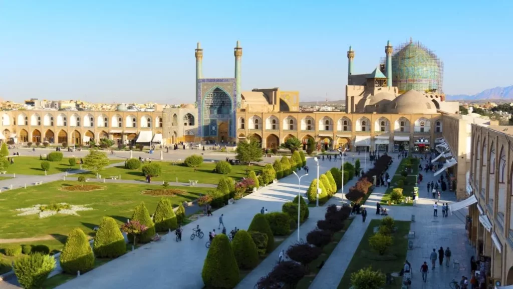 PERSIAN ARCHITECTURE